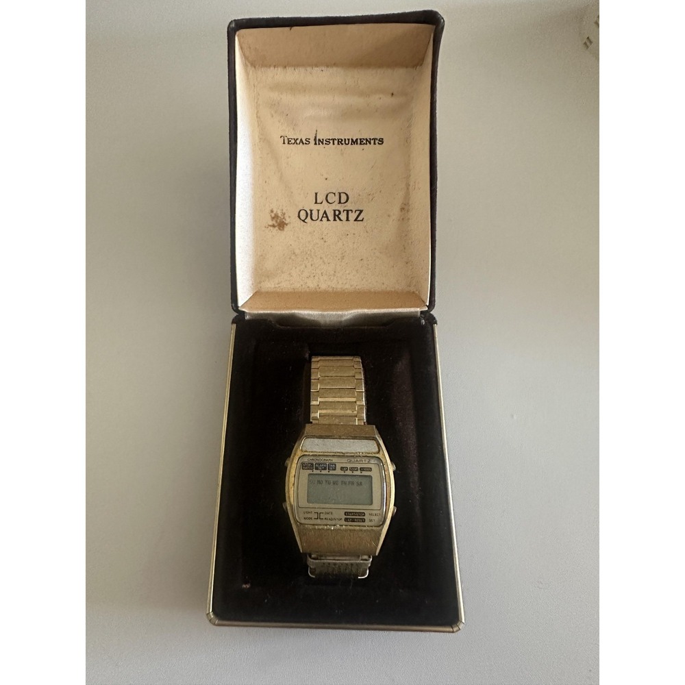 VTG Texas Instruments Digital Quartz Chronograph‎ Watch Goldtone 1980s For Parts